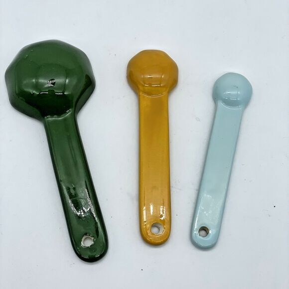 Vintage Pioneer Woman Ceramic Measuring Spoons Incomplete Set Of 3 Missing Tsp - Picture 2 of 6